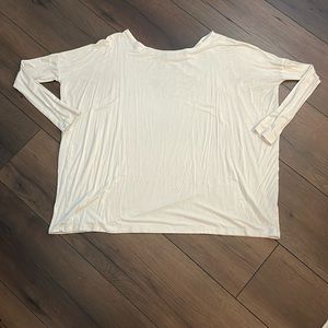 🤍🤍WHITE LONG SLEEVE PIKO 1988 TOP 🤍🤍